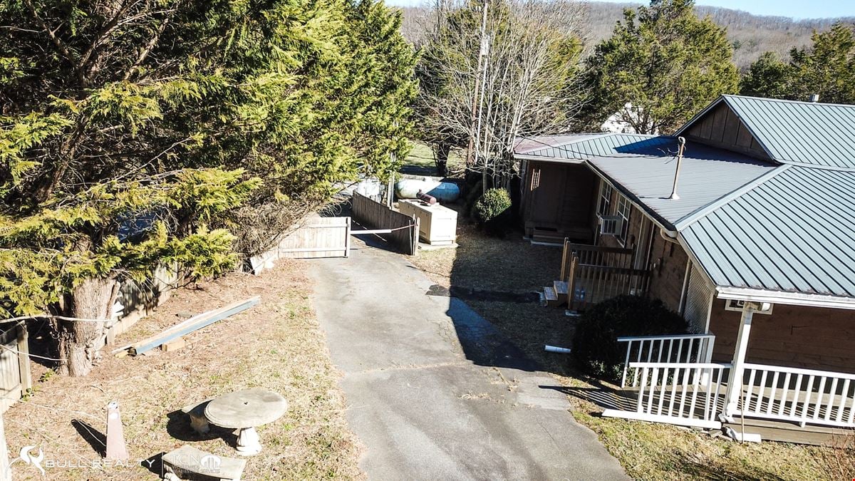 Former Personal Care Facility with Conversion Potential | ±12,037 SF