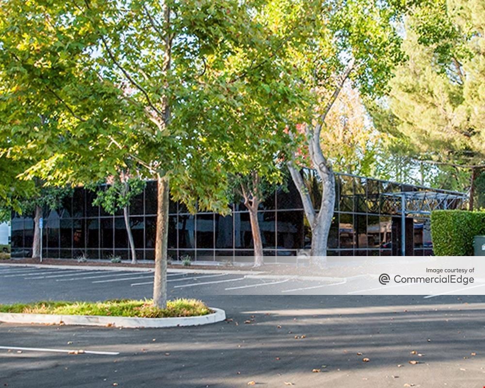 One Fremont Place
