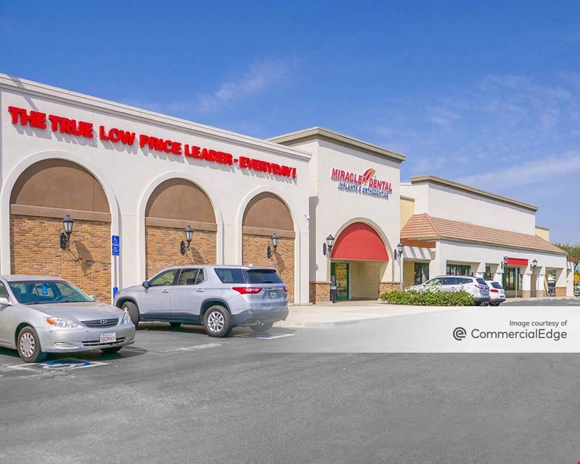Bell Gardens Marketplace