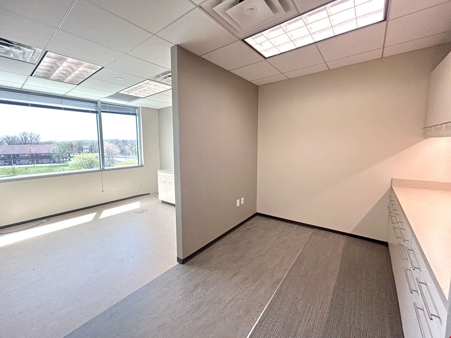 Brush Creek Commons I