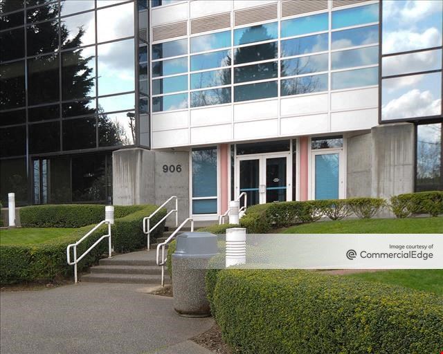 Everett Mall Office Park – Bldg II