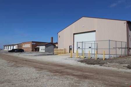 Preview of Industrial space for Rent at 2717 W North St