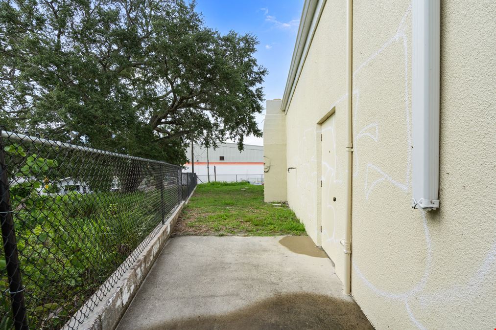2543 S Harbor City Blvd
