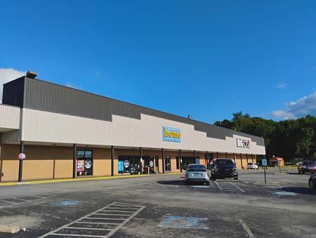 Preview of commercial space at 1031 - 1041 S Riverside Dr.