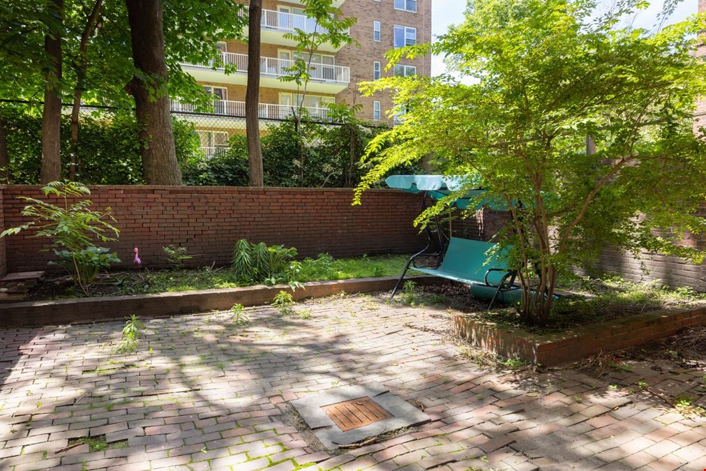 Beacon Hill | 9-Unit Value-Add Multifamily Asset