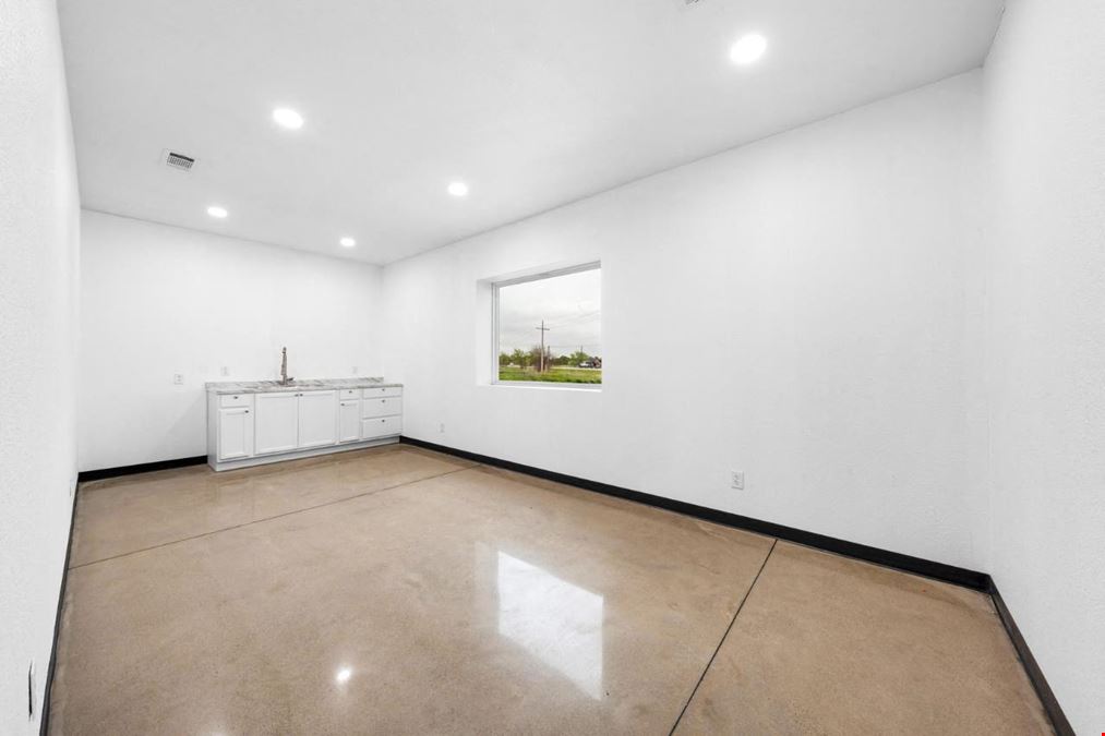 12K SF Industrial w/ 2 AC Yard | 1400 SH-78, Farmersville