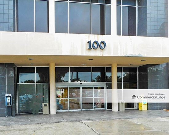 Preview of Office space for Rent at 100 NW 170th Street