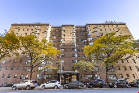 Preview of commercial space at East 89th Street