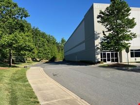 South Charlotte Warehouse Space #1660