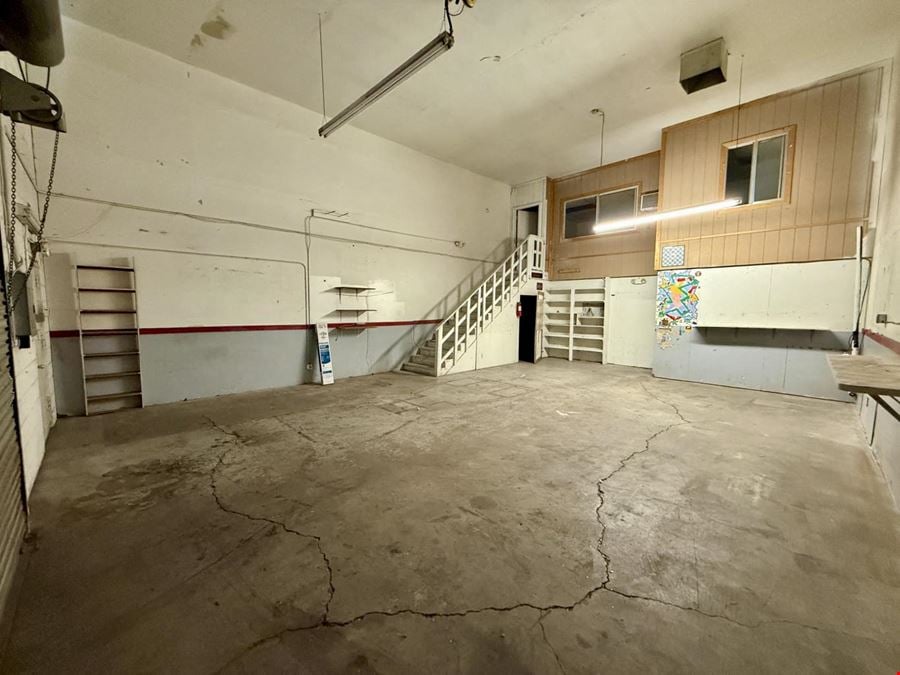 3227 Meade Ave