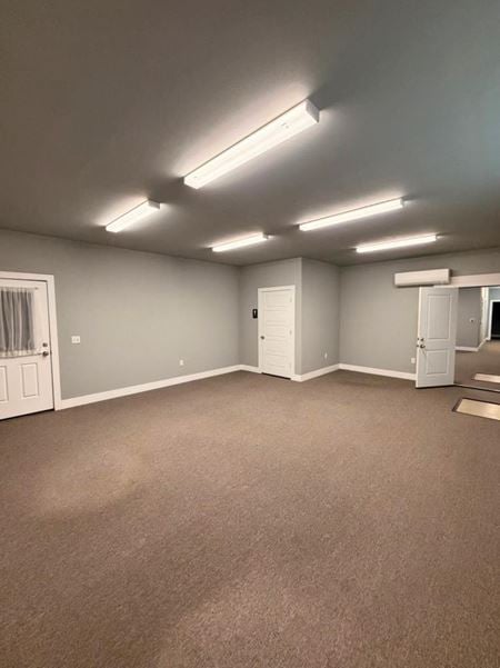 Preview of Flex Space space for Rent at 14707 Fitzhugh Rd #F