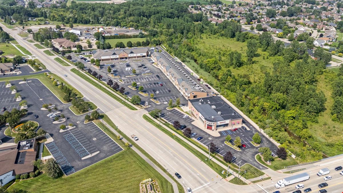 Macomb Centre Plaza