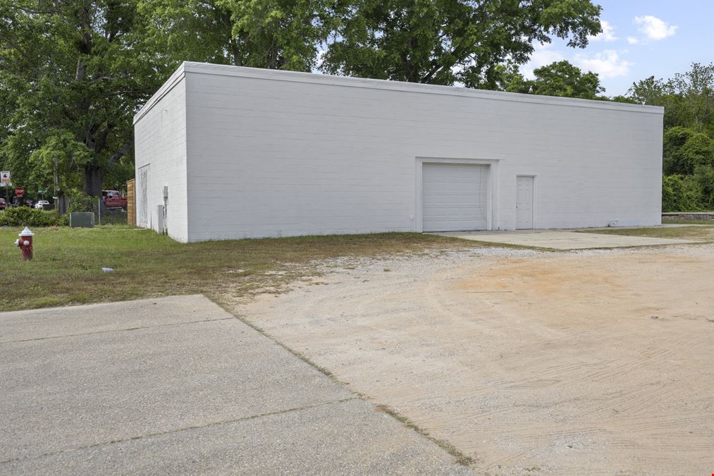 Showroom & Warehouse | HC/LI | 45,500 Vehicles Per Day