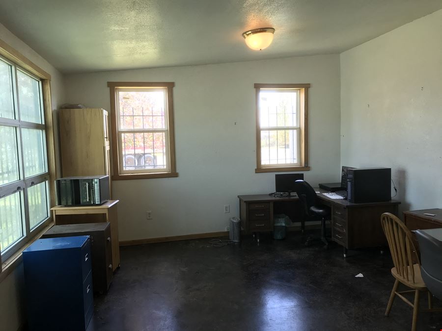 9026 Kautzman Rd