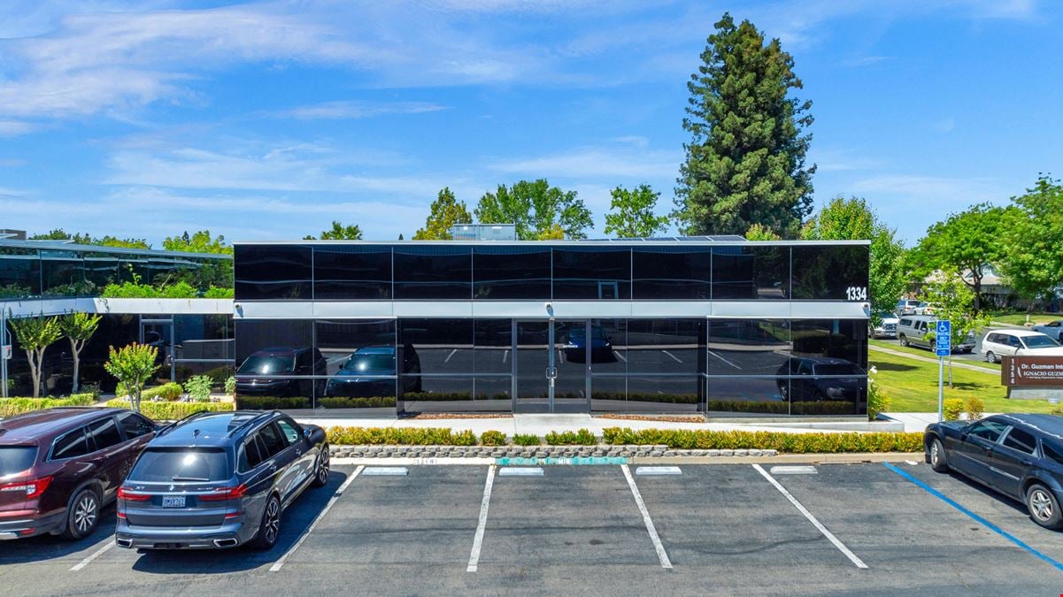 Prime Professional Office Space Located in NW Fresno