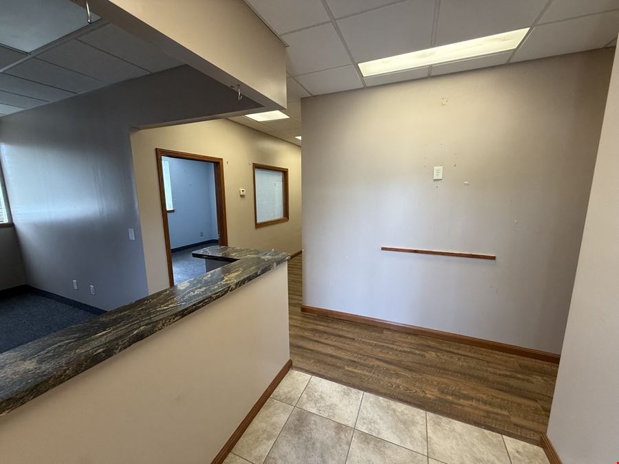 21012 Aurora Road