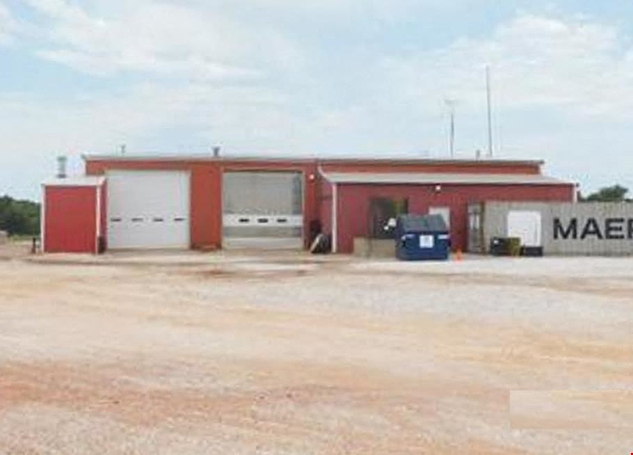 Truck Maintenance Facility on 6 Acre Yard for Sale