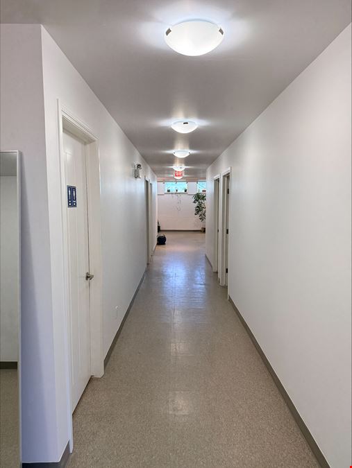 Lynnwood Business Center
