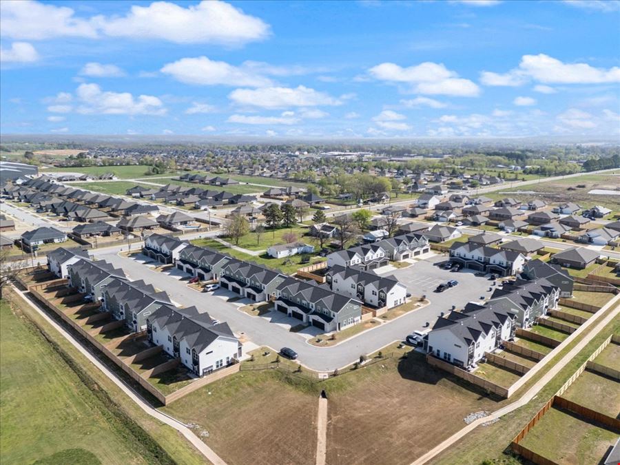 Birdmaster Townhomes