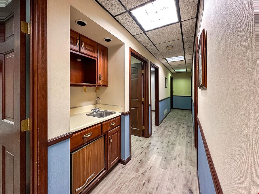 2014 S Calhoun St - Flex Space