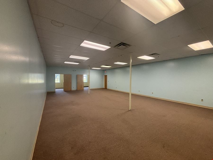 1010 Stillwater Ave - In-Line Retail/Office Space