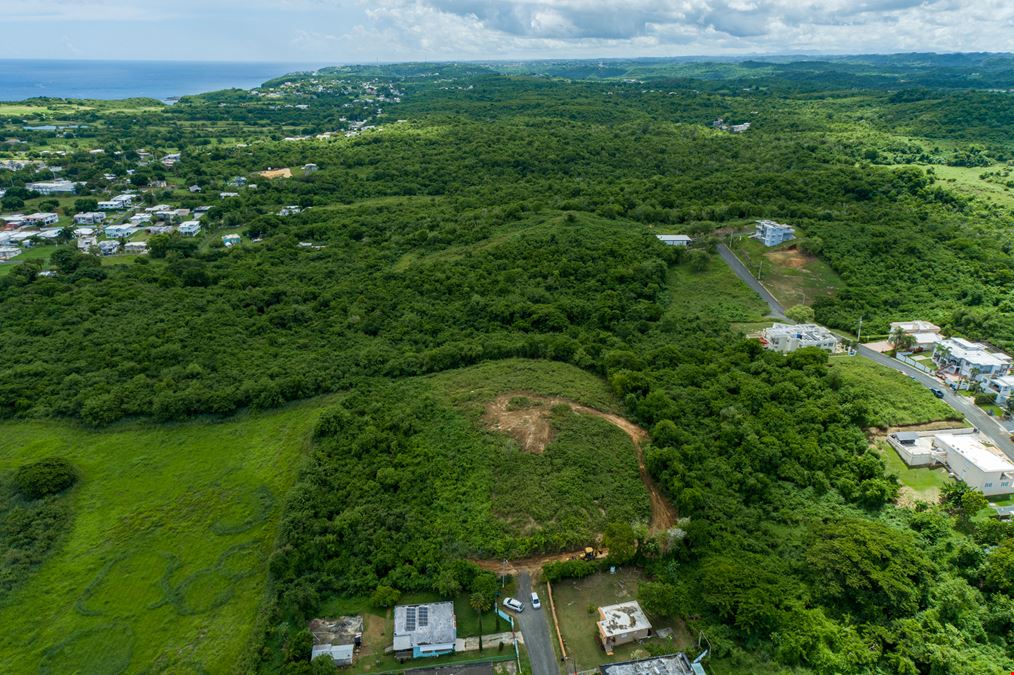 Isabela Hilltop with Ocean Views