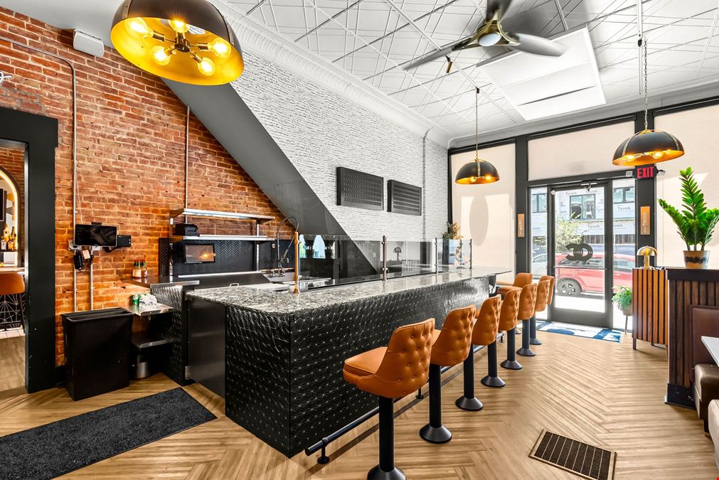 207 E Main St