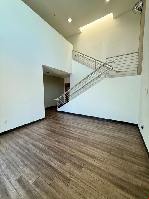 1251 Maulhardt Ave