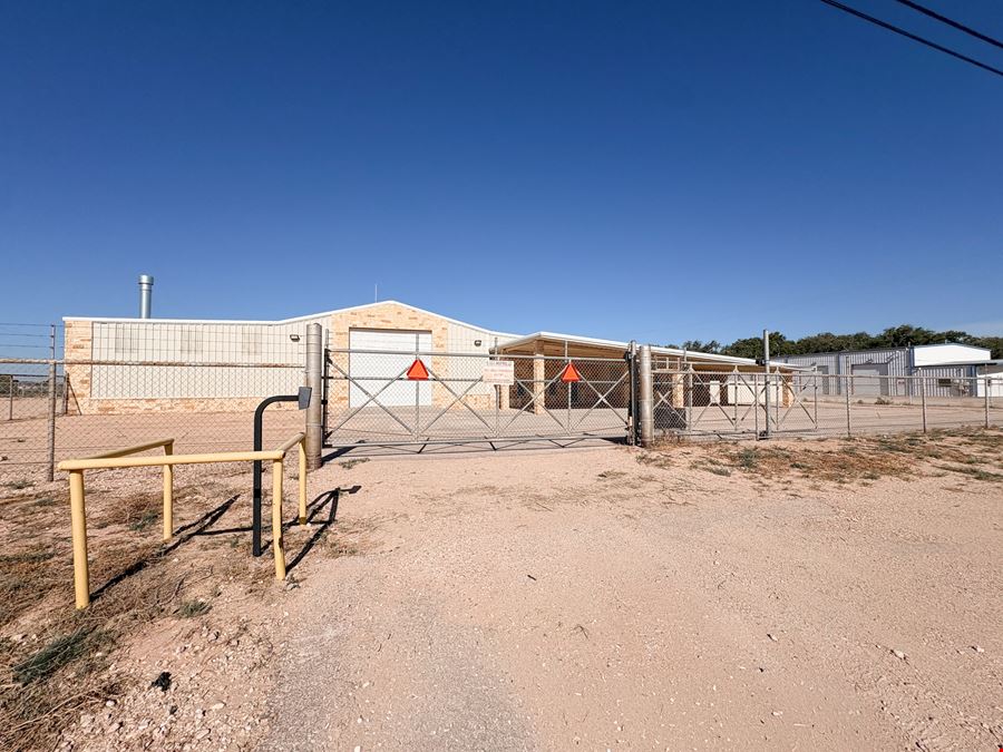 2324 Farm to Market Road 715