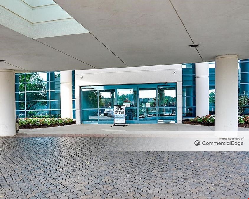 Summit Medical Office Building I