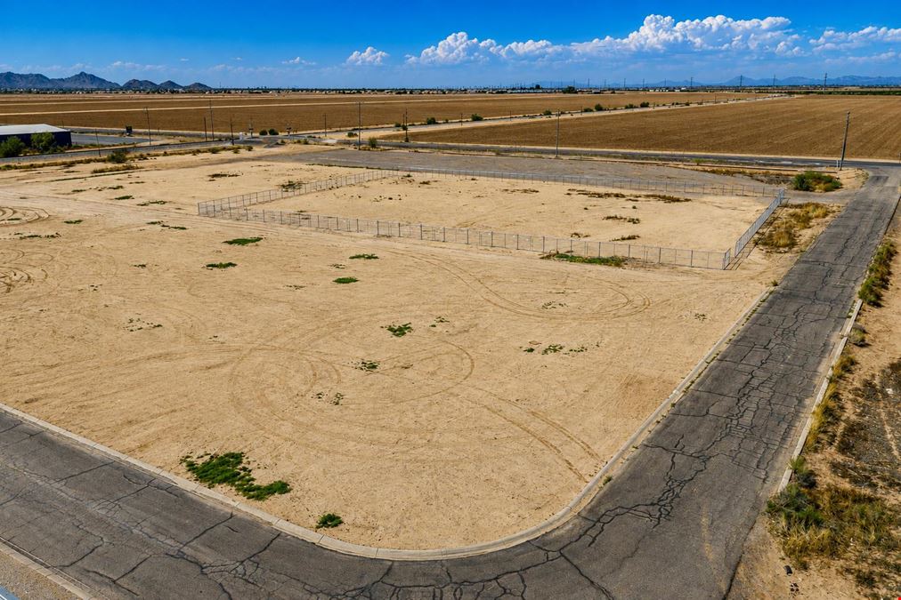 SWC Arizona Farms Rd and N Contractors Rd