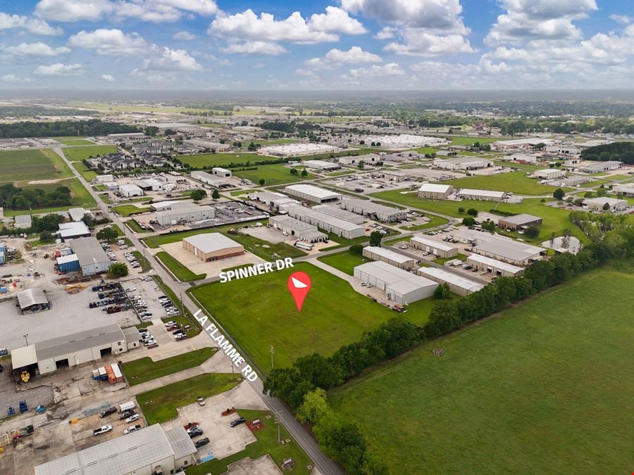 ±2.78 Acres on the Corner of Spinner Dr and La Flamme Rd