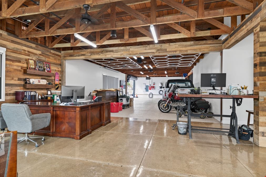 481 N Ventura Ave