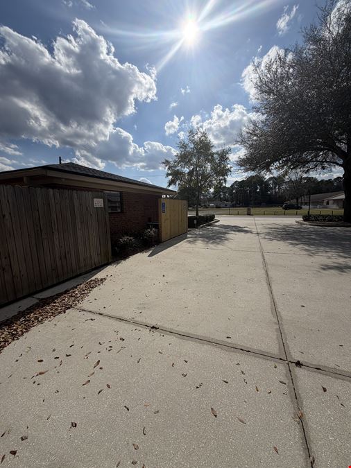 2864 Moody Avenue