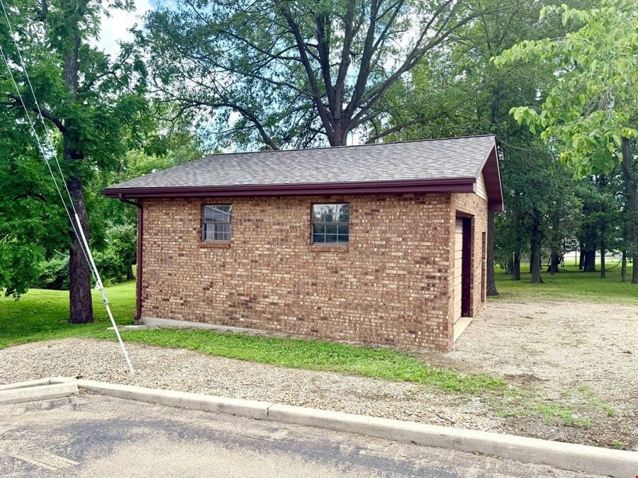 806 Progress Dr.