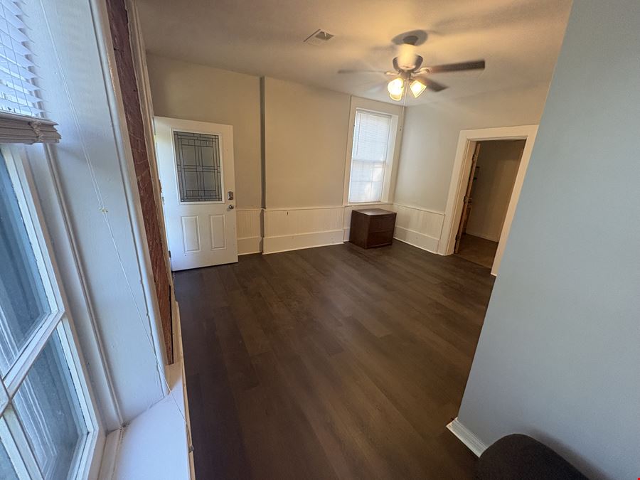 114 Wellington Pl