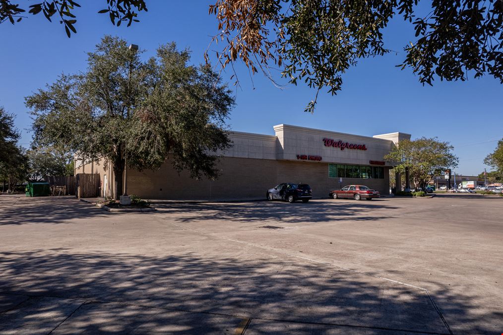 Former Walgreens Retail Store