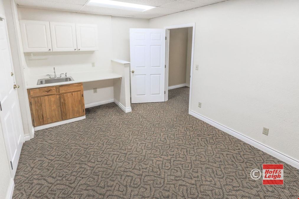 Lake Plaza Professional Center