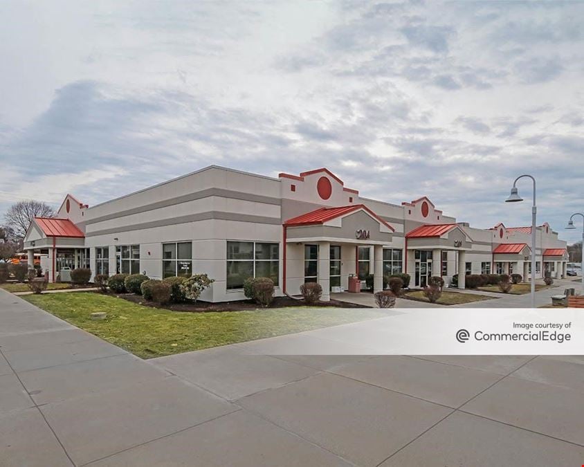 Hillcrest Plaza