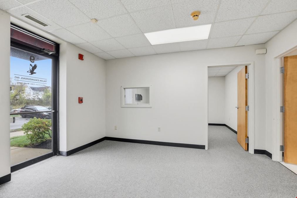 Industrial flex Space for Lease in Newburyport Seacoast Business Park