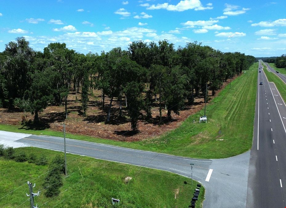 39 +/- Acres in Horse Country