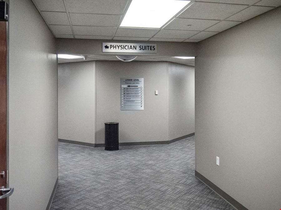 3385 Dexter Court, Suite 107, Davenport, IA