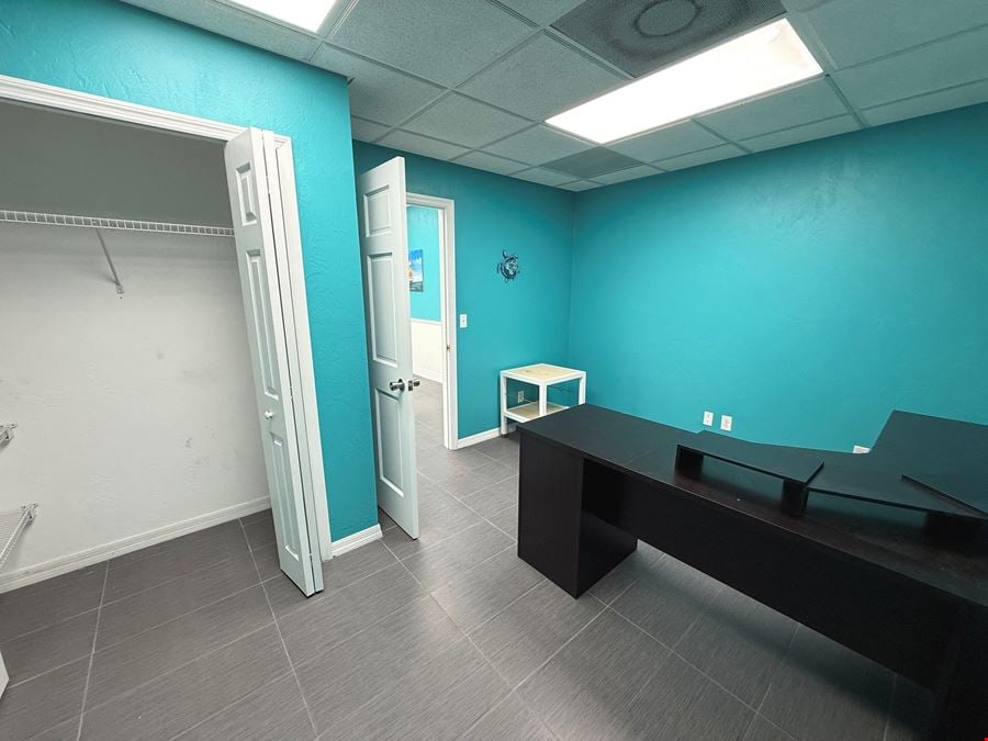 1,232 SF Freestanding Office Building