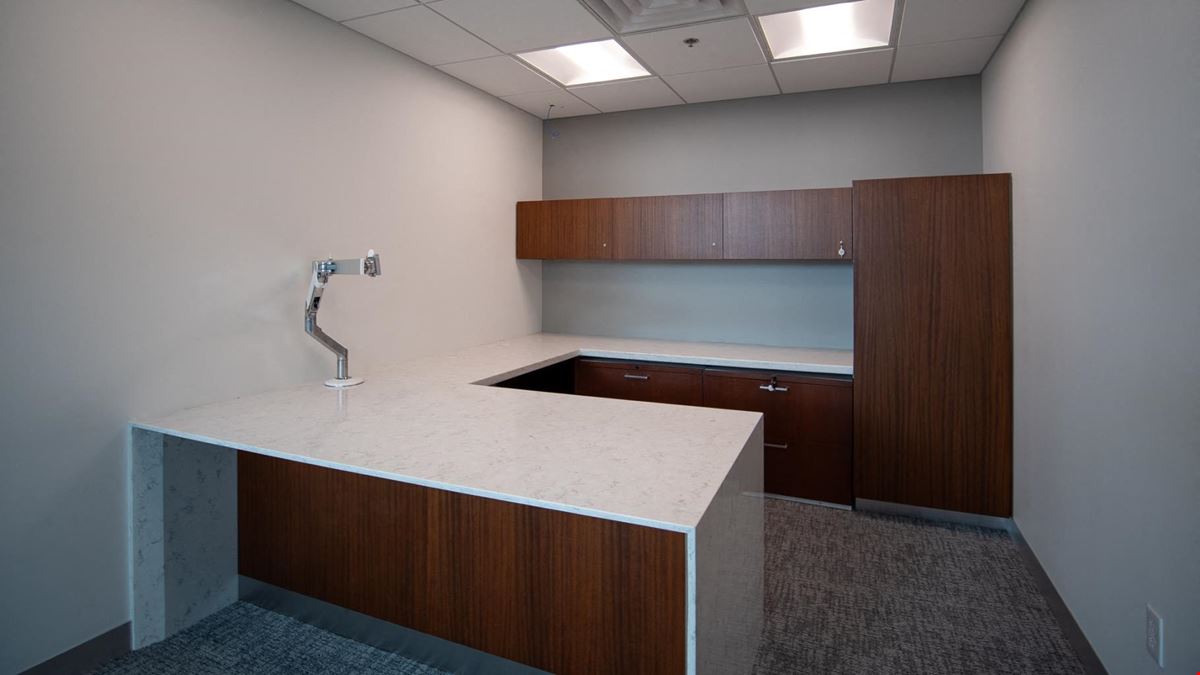 Marriott Subway Level Suites