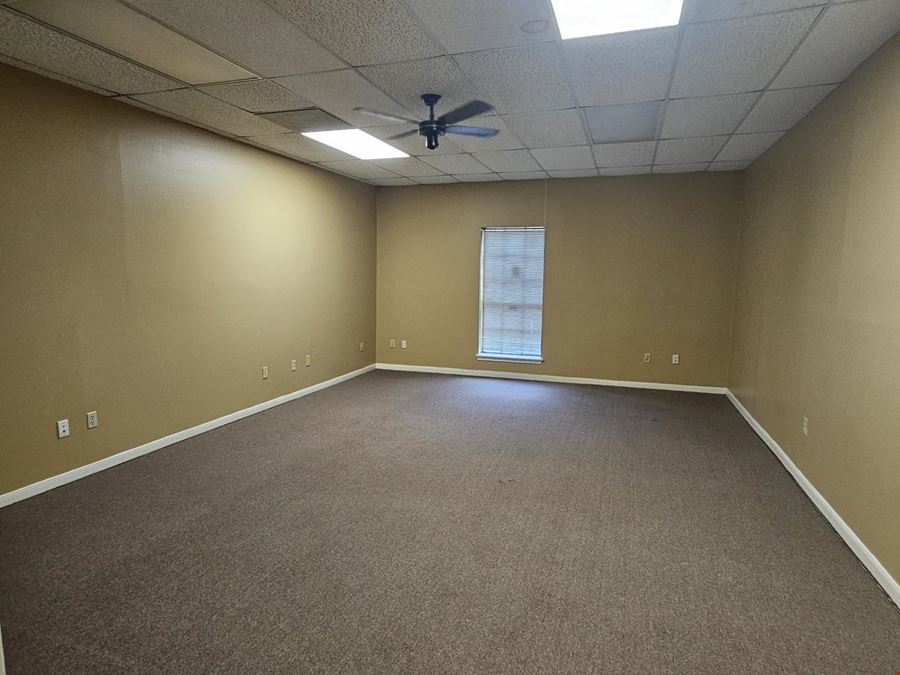 14741 Pebble Bend