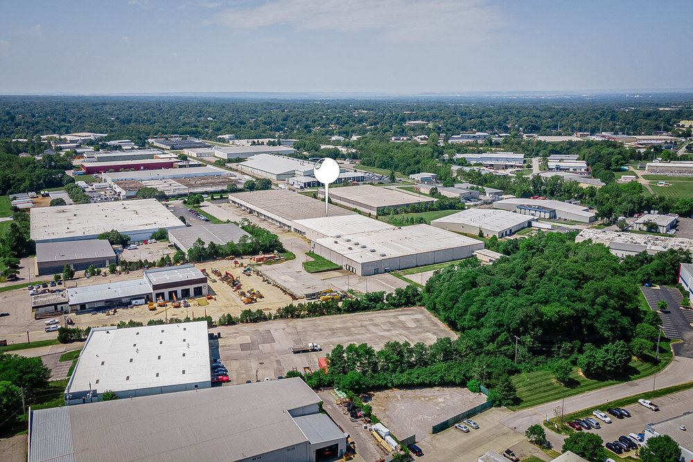 Bluegrass Park - Bunsen Distribution Center for Lease