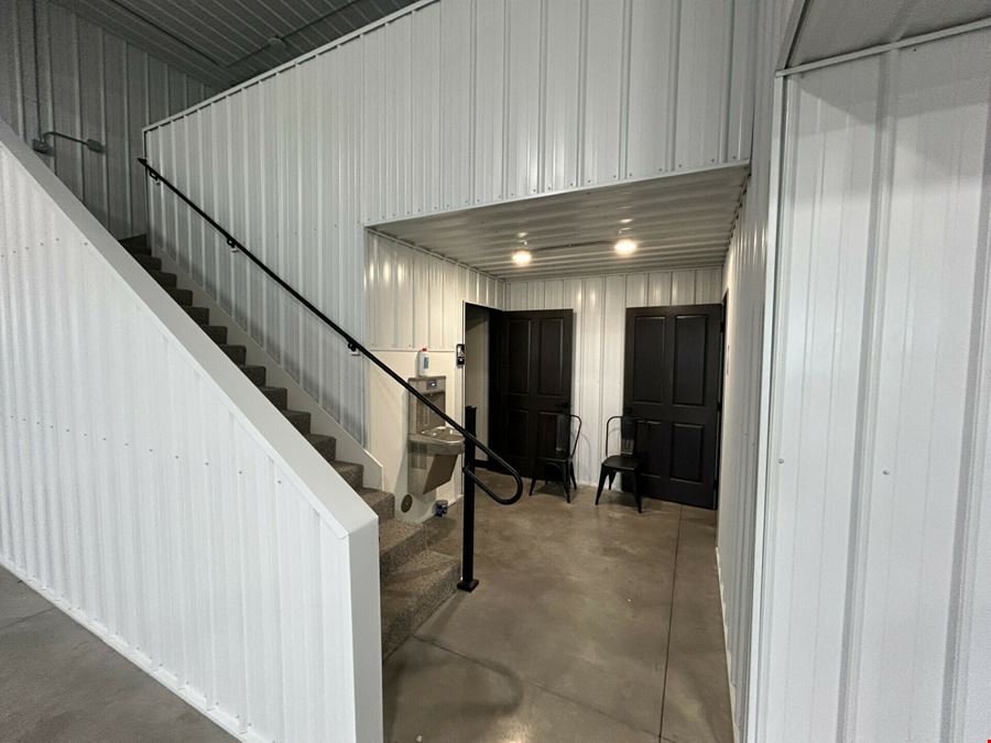 7300 S. Grasslands Place
