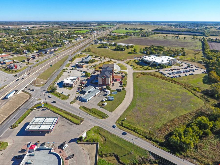 Land for Sale on I-30 in Royse City