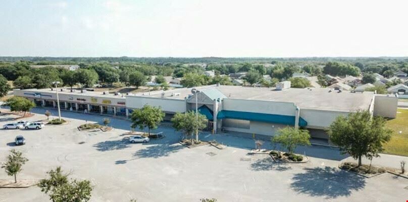 Woodridge Plaza