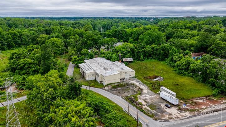 ±24,000-SF Warehouse Available on Highway 221